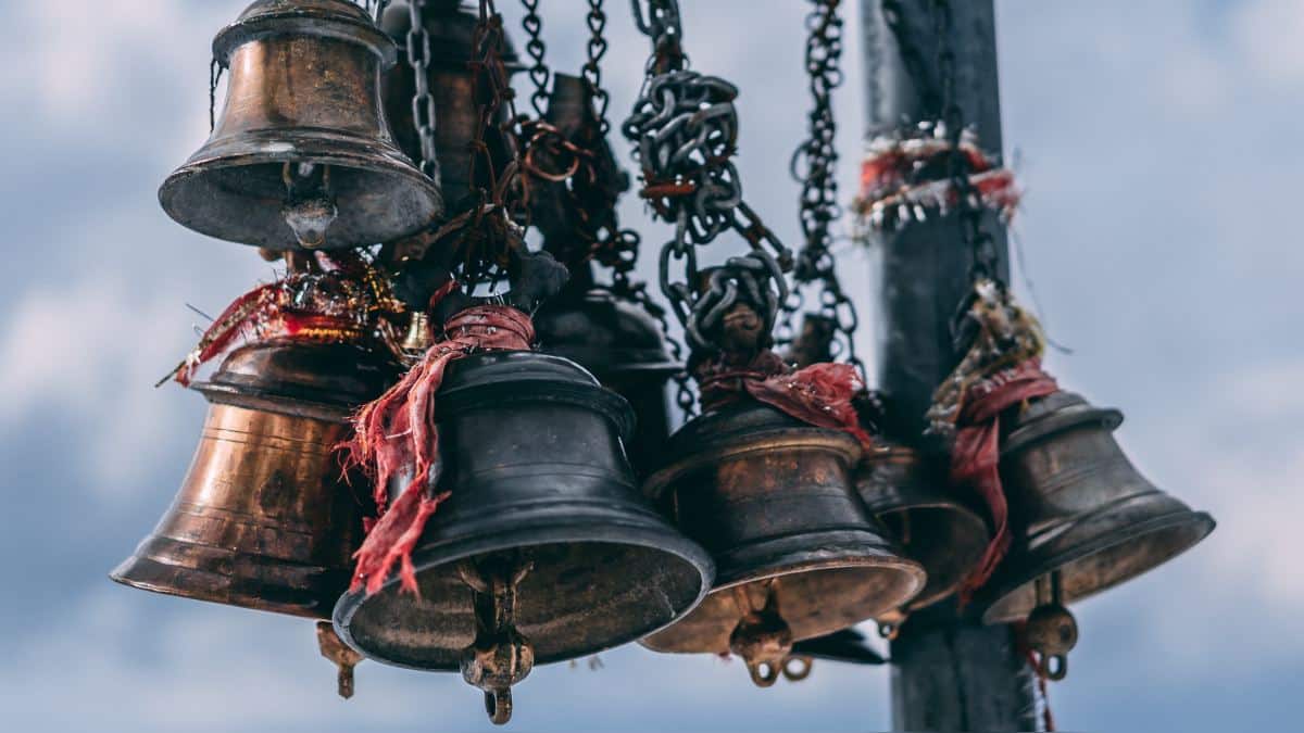 Sorprendente significado de soñar con campanas que te dejará boquiabierto